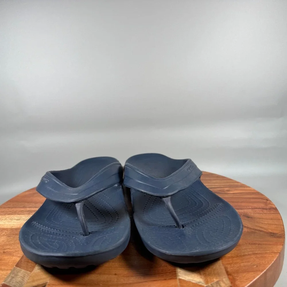 Crocs Kadee II Flip Flop Navy Blue Mens 10 Womens 12 Casual Thong Sandals